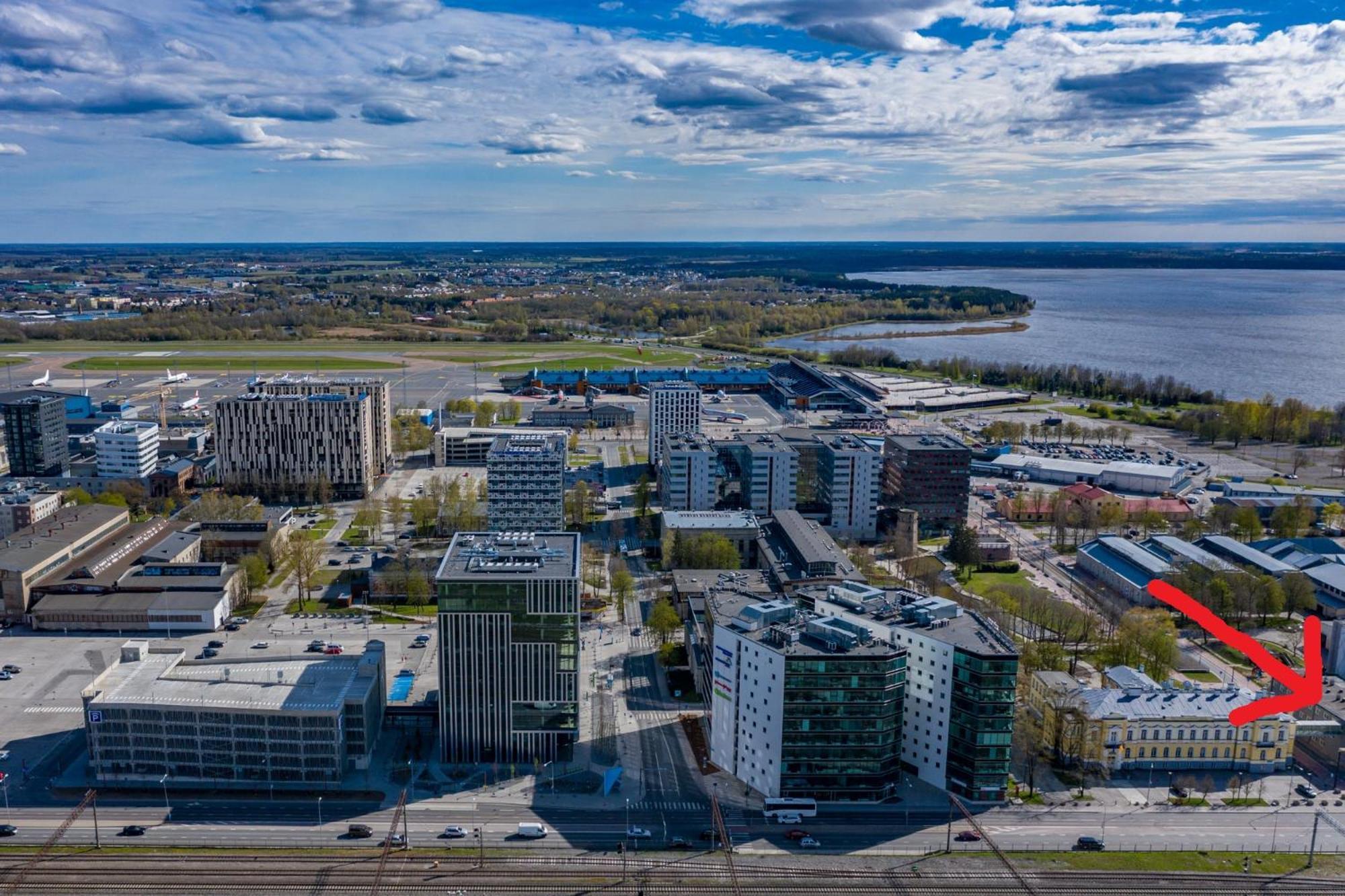 Airport * Tallinn